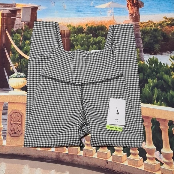 Nike Yoga Workout Leggings Size XS NWT - Picture 3 of 8